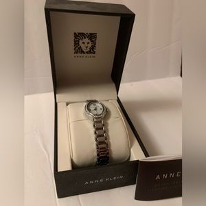 Anne Klein New Old Stock 90’s Ladies Wristwatch Vintage Watch needs battery.